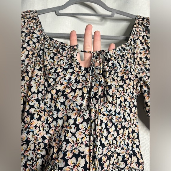 PAIGE Azul Floral Puff Sleeve Black and White Blouse XS - Picture 8 of 12